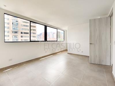 Apartamento de 2 alcobas en arriendo en Castropol, Medellín, 105 m² · foto 6 de 15