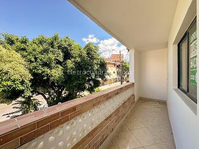 Apartamento de 2 alcobas en arriendo en Belen La Gloria, Medellín, 60 m² · foto 2 de 9