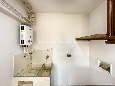 Apartamento de 2 alcobas en arriendo en Belen Granada, Medellín, 40 m² · foto 8 de 8