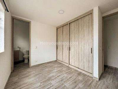 Apartamento de 3 alcobas en arriendo en Belen La Palma, Medellín, 93 m² · foto 7 de 11