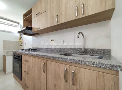 Apartamento de 2 alcobas en arriendo en Belen La Palma, Medellín, 79 m² · foto 3 de 10