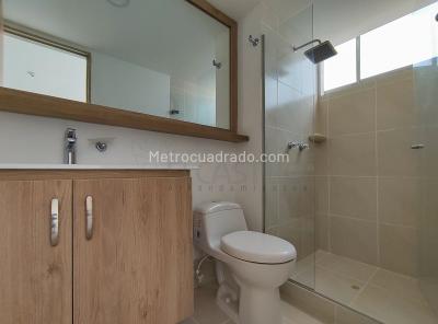 Apartamento de 2 alcobas en arriendo en Belen La Palma, Medellín, 79 m² · foto 7 de 10