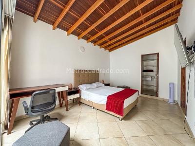 Apartamento en arriendo en Laureles Nogal, Medellín · foto 13 de 20