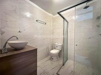 Apartamento de 2 alcobas en arriendo en Laureles, Medellín, 125 m² · foto 7 de 10
