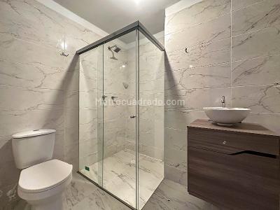 Apartamento de 2 alcobas en arriendo en Laureles, Medellín, 125 m² · foto 8 de 10