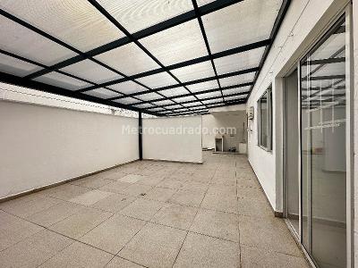 Apartamento de 2 alcobas en arriendo en Laureles, Medellín, 125 m² · foto 9 de 10