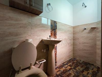 Apartamento de 4 alcobas en arriendo en Florida Nueva, Medellín, 130 m² · foto 10 de 11