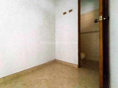 Apartamento de 4 alcobas en arriendo en El Velodromo, Medellín, 120 m² · foto 6 de 16