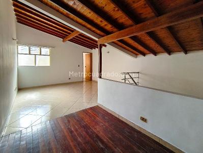 Apartamento de 4 alcobas en arriendo en El Velodromo, Medellín, 120 m² · foto 9 de 16