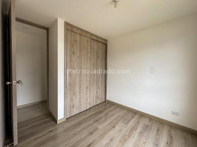 Apartamento de 3 alcobas en arriendo en Las Lomitas, Sabaneta, 70 m² · foto 7 de 13