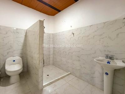 Apartamento de 2 alcobas en arriendo en Robledo Palenque, Medellín, 52 m² · foto 8 de 10