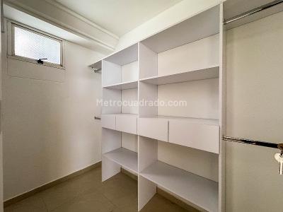 Apartamento de 3 alcobas en arriendo en El Tesoro, Medellín, 115 m² · foto 11 de 15