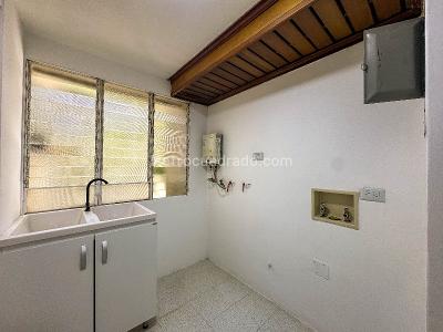 Apartamento de 3 alcobas en arriendo en El Tesoro, Medellín, 115 m² · foto 15 de 15
