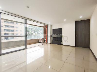 Apartamento de 2 alcobas en arriendo en Ciudad Del Rio, Medellín, 72 m² · foto 3 de 14