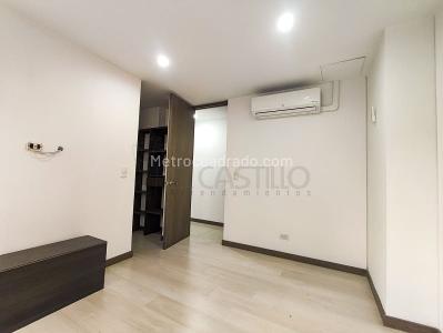 Apartamento de 2 alcobas en arriendo en Ciudad Del Rio, Medellín, 72 m² · foto 8 de 14