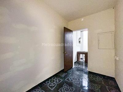 Casa de 5 alcobas en arriendo en Prado Centro, Medellín, 150 m² · foto 10 de 18