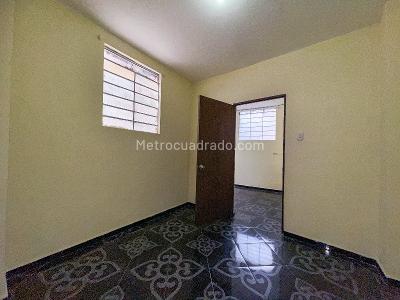 Casa de 5 alcobas en arriendo en Prado Centro, Medellín, 150 m² · foto 12 de 18