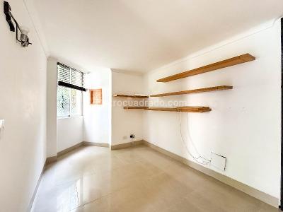 Apartamento de 3 alcobas en arriendo en El Poblado, Medellín, 140 m² · foto 7 de 12