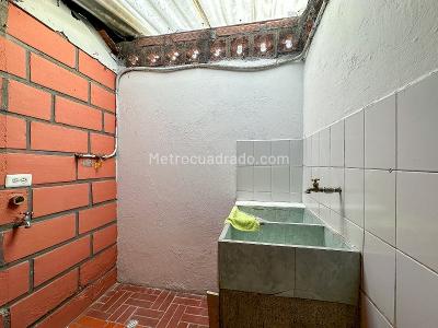 Apartamento de 2 alcobas en arriendo en Girardot, Medellín, 72 m² · foto 9 de 9