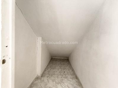 Apartamento de 5 alcobas en arriendo en San Joaquin, Medellín, 236 m² · foto 11 de 17