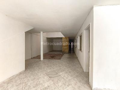 Apartamento de 5 alcobas en arriendo en San Joaquin, Medellín, 236 m² · foto 3 de 17