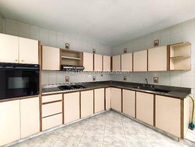 Apartamento de 5 alcobas en arriendo en San Joaquin, Medellín, 236 m² · foto 4 de 17