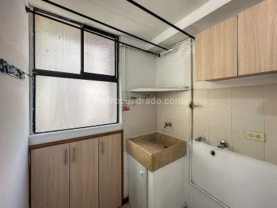 Apartamento de 3 alcobas en arriendo en Belen Parque, Medellín, 65 m² · foto 10 de 11