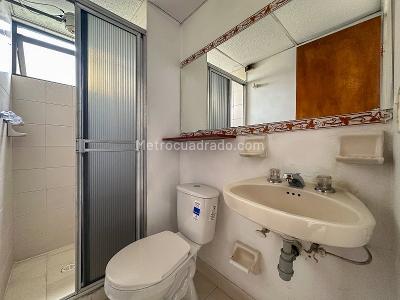 Apartamento de 3 alcobas en arriendo en Belen Parque, Medellín, 65 m² · foto 9 de 11