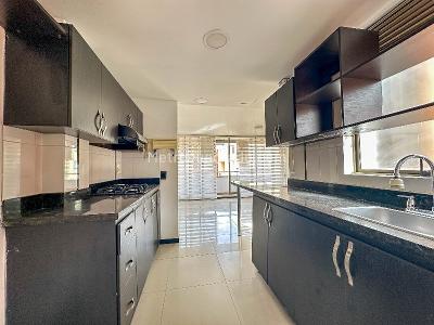 Apartamento de 3 alcobas en arriendo en Laureles, Medellín, 110 m² · foto 4 de 12
