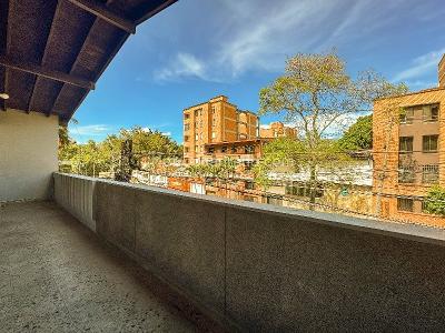 Apartamento de 4 alcobas en arriendo en El Velodromo, Medellín, 100 m² · foto 2 de 11
