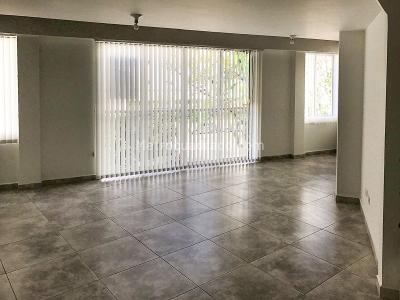 Apartamento de 3 alcobas en arriendo en Belen La Gloria, Medellín, 160 m² · foto 12 de 15