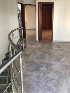 Apartamento de 3 alcobas en arriendo en Belen La Gloria, Medellín, 160 m² · foto 6 de 15