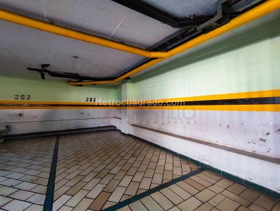 Apartamento de 2 alcobas en arriendo en Laureles, Medellín, 130 m² · foto 11 de 11