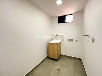 Apartamento de 3 alcobas en arriendo en Las Acacias, Medellín, 134 m² · foto 10 de 15