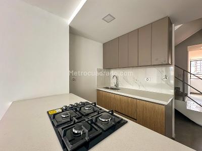 Apartamento de 3 alcobas en arriendo en Las Acacias, Medellín, 134 m² · foto 5 de 15