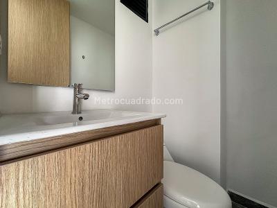 Apartamento de 2 alcobas en arriendo en Laureles, Medellín, 110 m² · foto 9 de 10