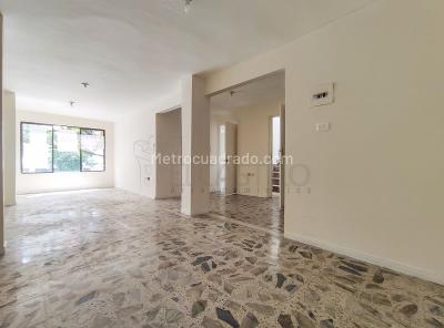 Casa de 3 alcobas en arriendo en Belen Vicuña, Medellín, 70 m² · foto 2 de 10