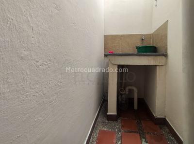 Casa de 3 alcobas en arriendo en Belen Vicuña, Medellín, 70 m² · foto 8 de 10