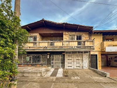 Warehouse for rent in Calasanz, Medellín