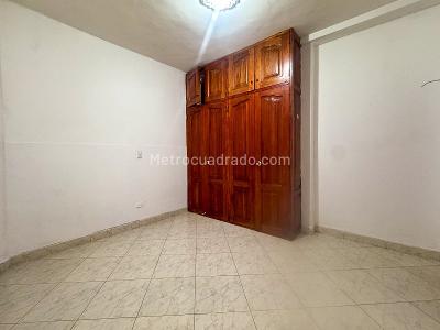 Apartamento de 4 alcobas en arriendo en Belen Vicuña, Medellín, 134 m² · foto 8 de 16