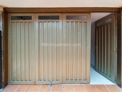 Casa de 4 alcobas en arriendo en Belen La Nubia, Medellín, 160 m² · foto 2 de 20