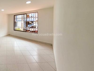 Casa de 4 alcobas en arriendo en Belen La Nubia, Medellín, 160 m² · foto 6 de 20