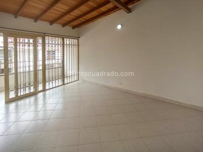 Casa de 4 alcobas en arriendo en Belen La Nubia, Medellín, 160 m² · foto 10 de 20