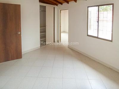 Casa de 4 alcobas en arriendo en Belen La Nubia, Medellín, 160 m² · foto 12 de 20