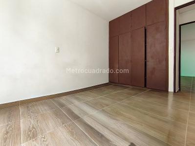 Apartamento de 3 alcobas en arriendo en La Almeria, Medellín, 95 m² · foto 7 de 11