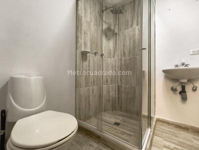 Apartamento de 3 alcobas en arriendo en La Almeria, Medellín, 95 m² · foto 8 de 11