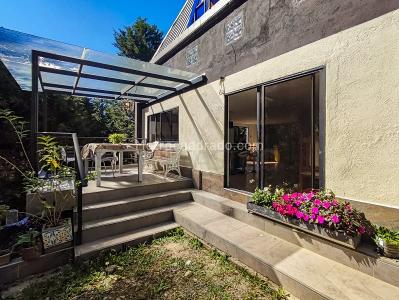 Casa de 5 alcobas en arriendo en Santa Elena, Medellín, 400 m² · foto 10 de 20
