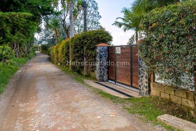 Edificio de Apartamentos en Arriendo, Vereda Cimarronas, Rionegro