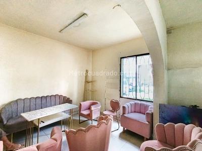 Apartamento de 3 alcobas en arriendo en Laureles, Medellín, 220 m² · foto 5 de 12