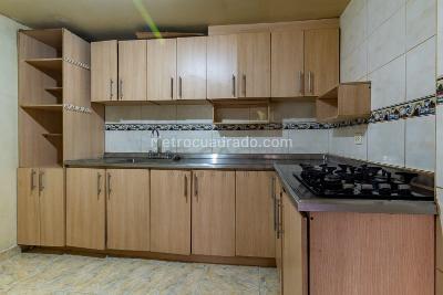 Casa de 3 alcobas en venta en Calasanz, Medellín, 90 m² · foto 3 de 13